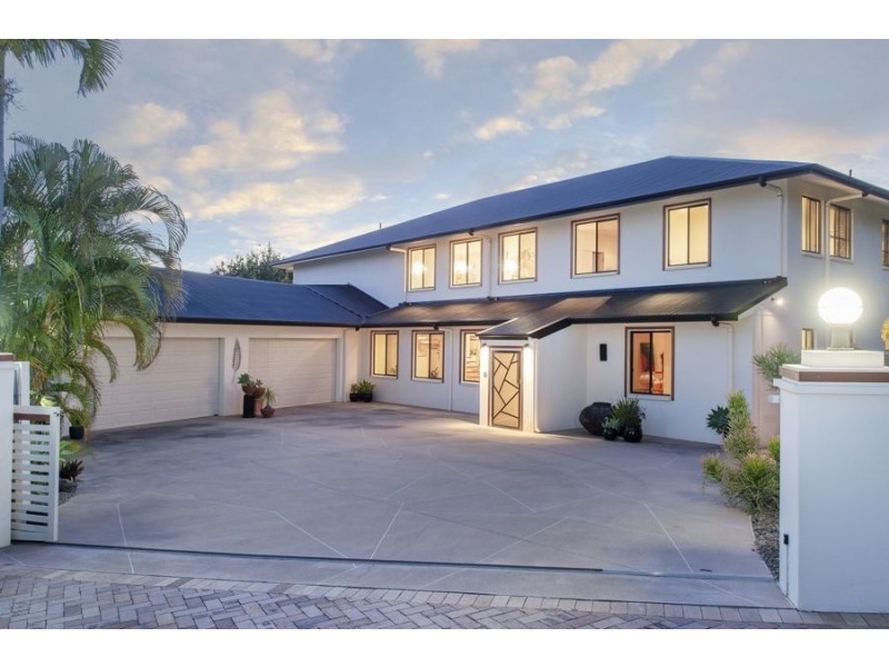 6284 Sylvan Lane, Hope Island QLD 4212