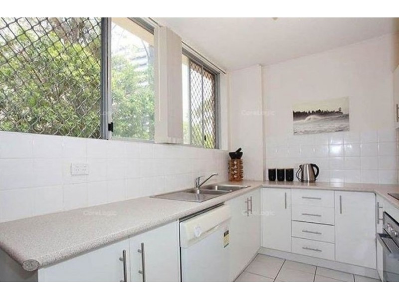 1/21 Heath Street, Southport QLD 4215