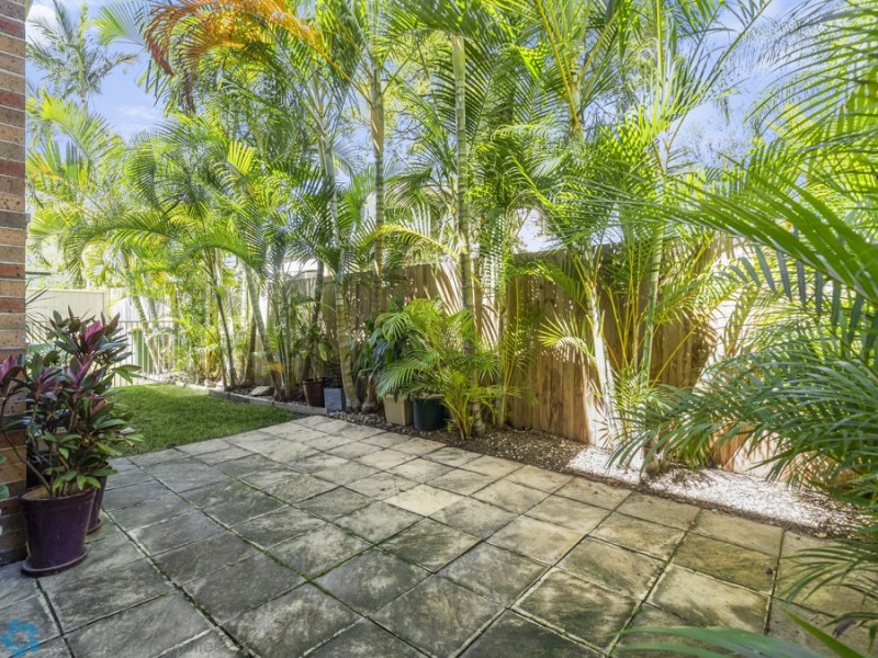 4/32 Government Road, Labrador QLD 4215