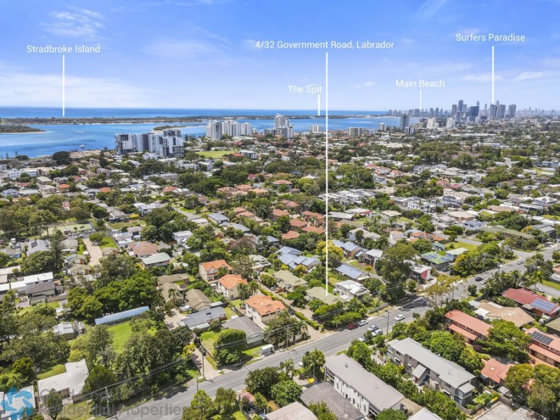 4/32 Government Road, Labrador QLD 4215