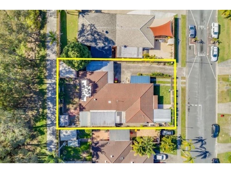 21 Stephenson Street, Labrador QLD 4215