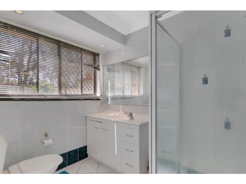 21 Stephenson Street, Labrador QLD 4215