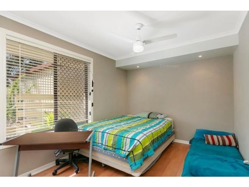 21 Stephenson Street, Labrador QLD 4215