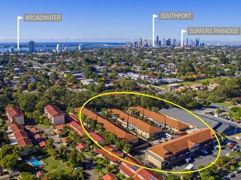 52/7 Brown Street, Labrador QLD 4215