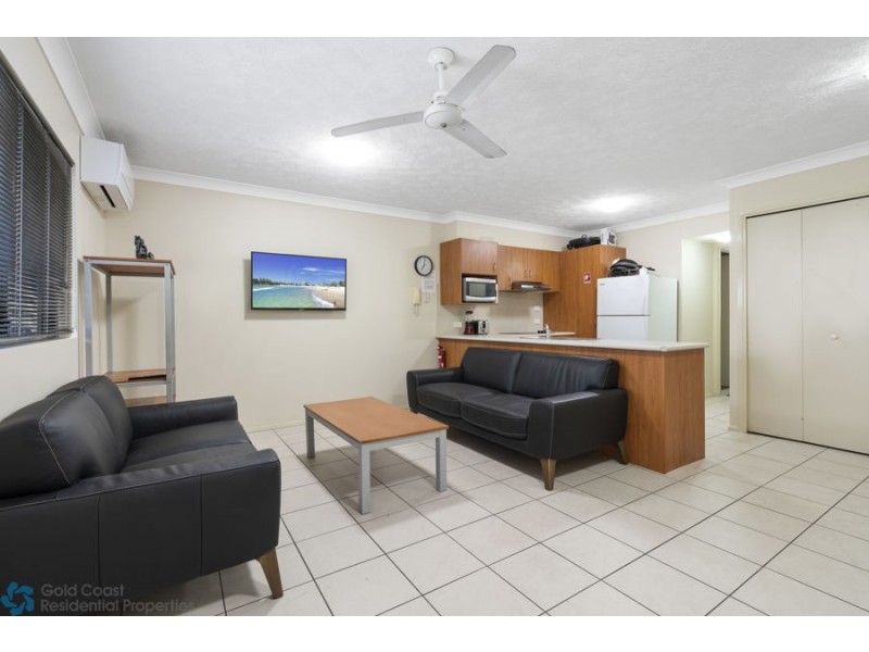 50/7-11 Brown Street, Labrador QLD 4215