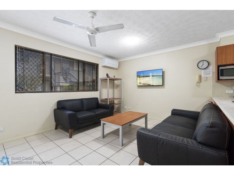 50/7-11 Brown Street, Labrador QLD 4215