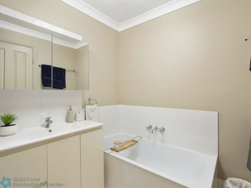 90/601 Pine Ridge Road, Biggera Waters QLD 4216