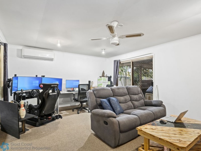 71 Studio Drive, Oxenford QLD 4210