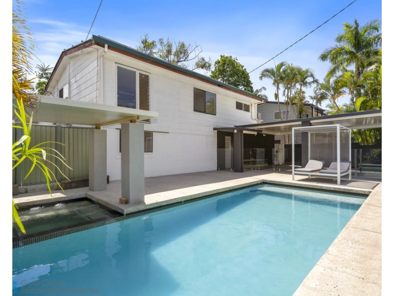 14 Hocking Street, Arundel QLD 4214