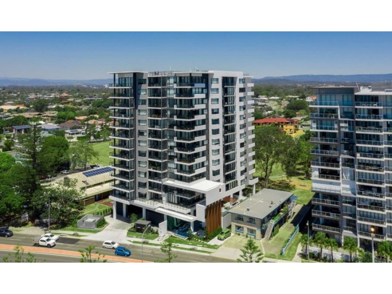 372 Marine Parade, Labrador QLD 4215