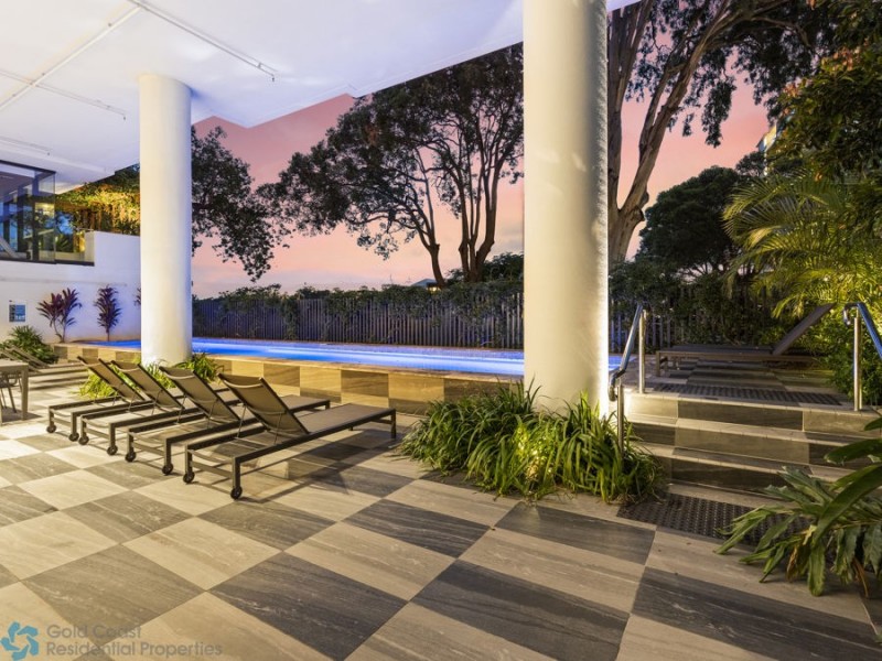 909/372 Marine Pde, Labrador QLD 4215