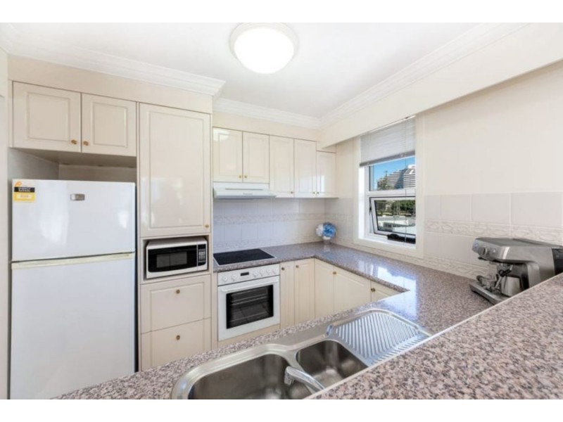 1302/24 Queensland Avenue, Broadbeach QLD 4218