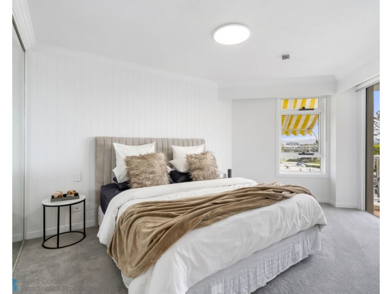 1212/24-26 Queensland Avenue, Broadbeach QLD 4218