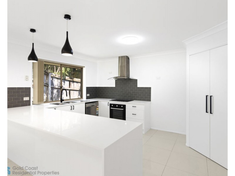 12 Gary Player Crescent, Parkwood QLD 4214