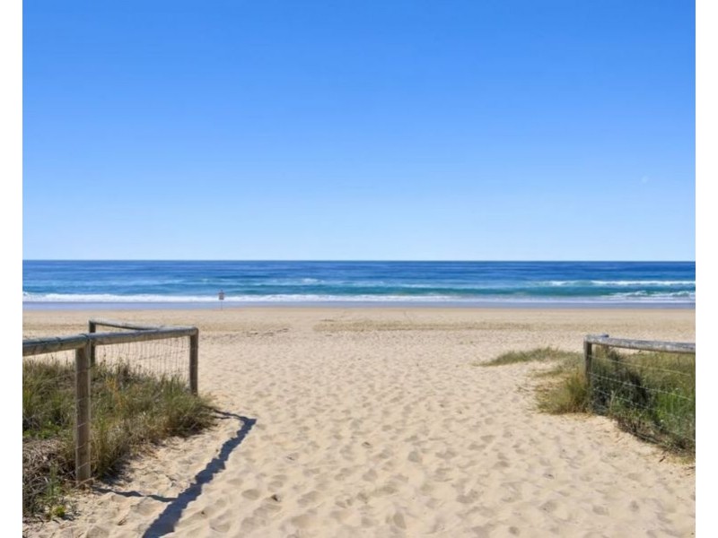 504/2 Queensland Avenue, Broadbeach QLD 4218