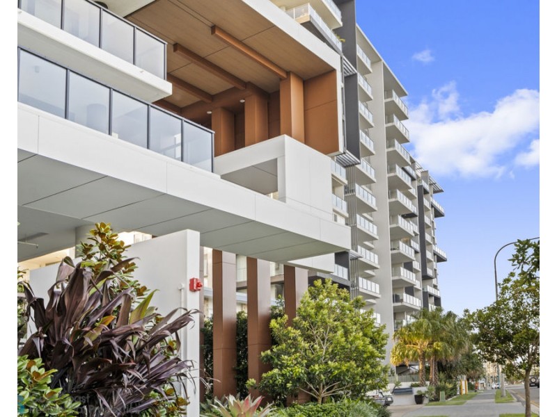 503/372 Marine Parade, Labrador QLD 4215