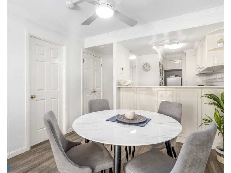 1708/24-26 Queensland Avenue, Broadbeach QLD 4218