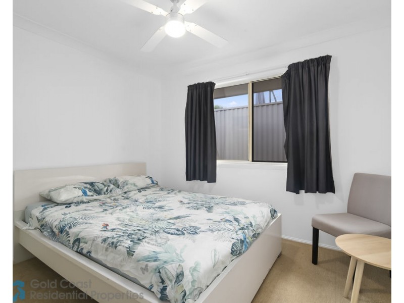 2 Carnoustie Court, Arundel QLD 4214
