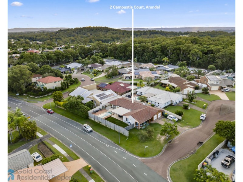 2 Carnoustie Court, Arundel QLD 4214