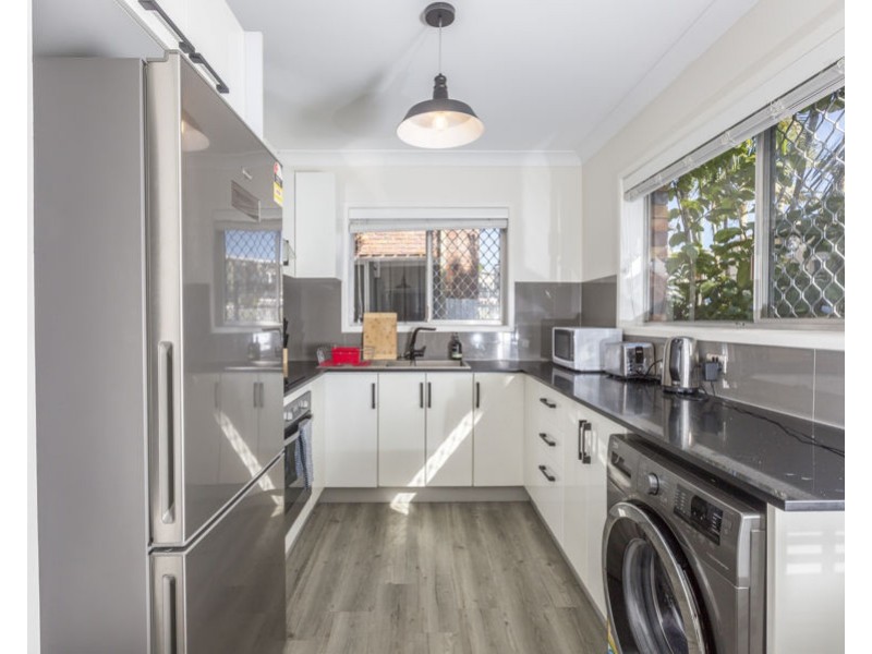 1/46 Railway Street, Southport QLD 4215
