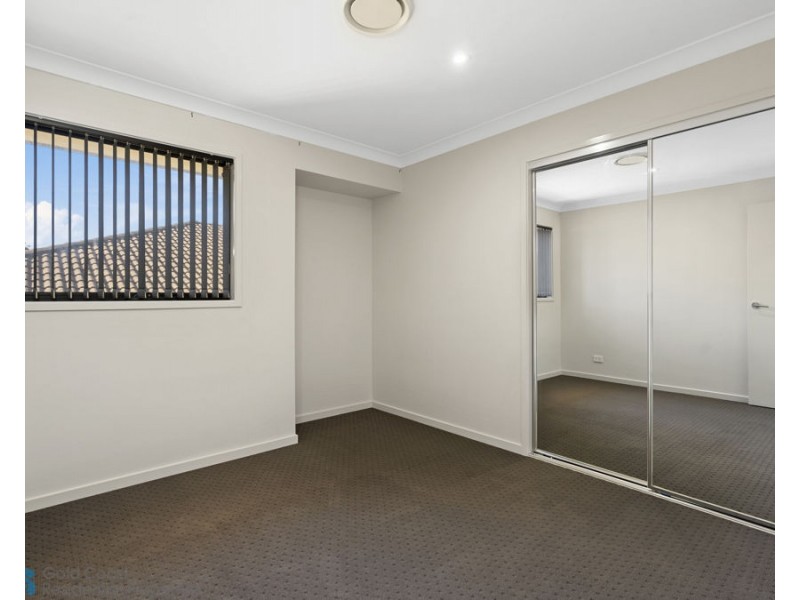 42 Roberts Drive, Maudsland QLD 4210