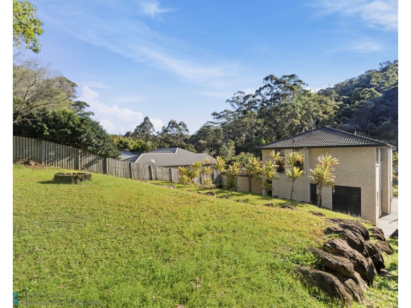 42 Roberts Drive, Maudsland QLD 4210