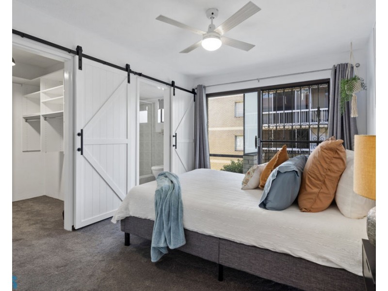 12/63 Bauer Street, Southport QLD 4215