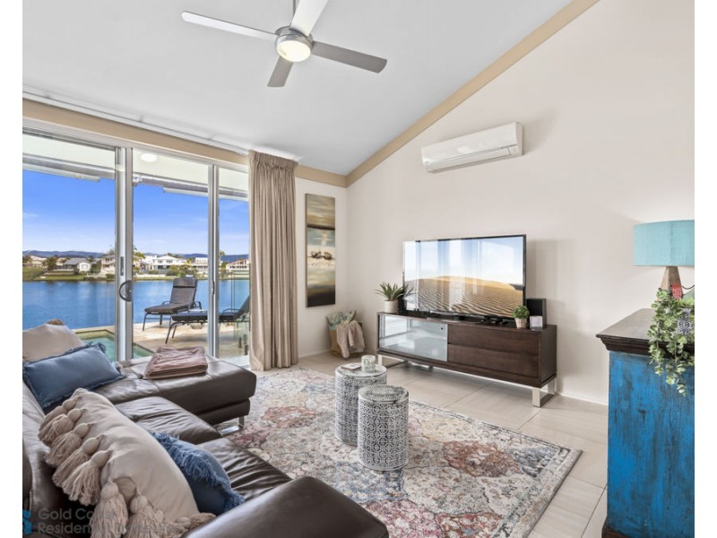 21 Naranja Crescent, Benowa QLD 4217