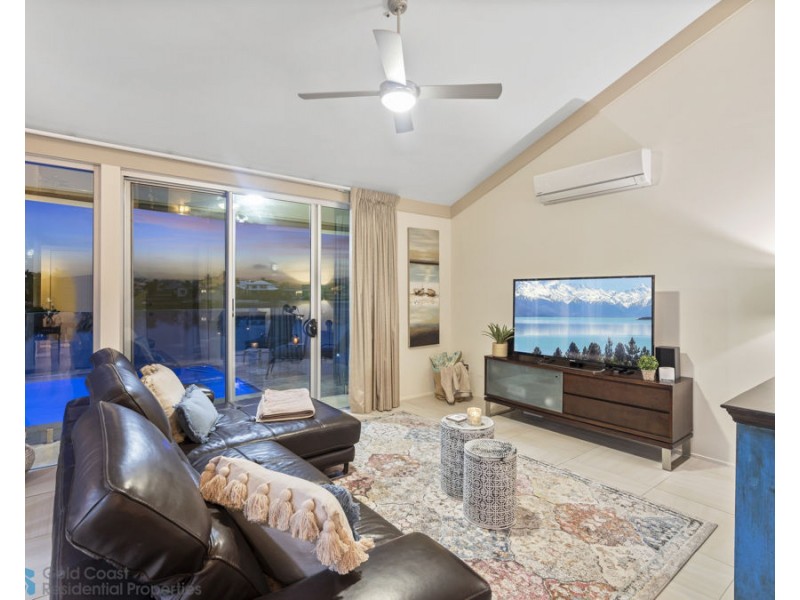 21 Naranja Crescent, Benowa QLD 4217