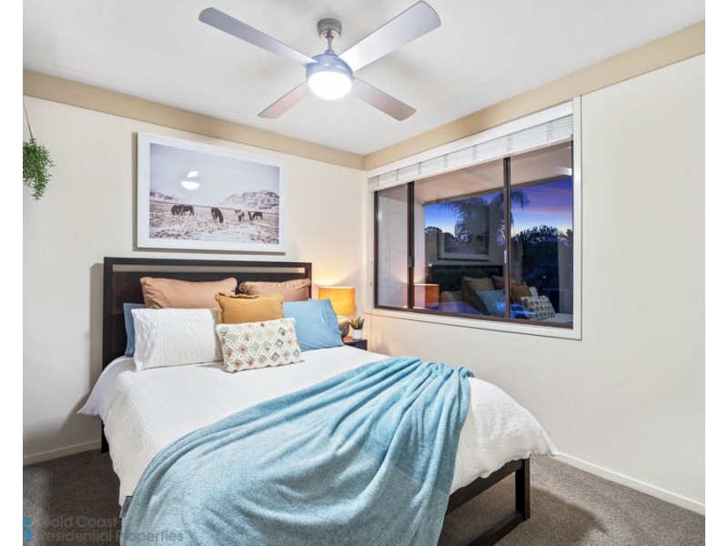 21 Naranja Crescent, Benowa QLD 4217