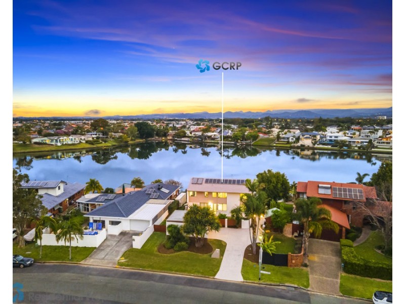 21 Naranja Crescent, Benowa QLD 4217