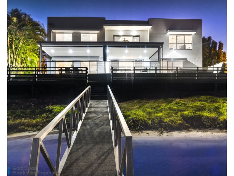 65 Bermuda Street, Broadbeach Waters QLD 4218