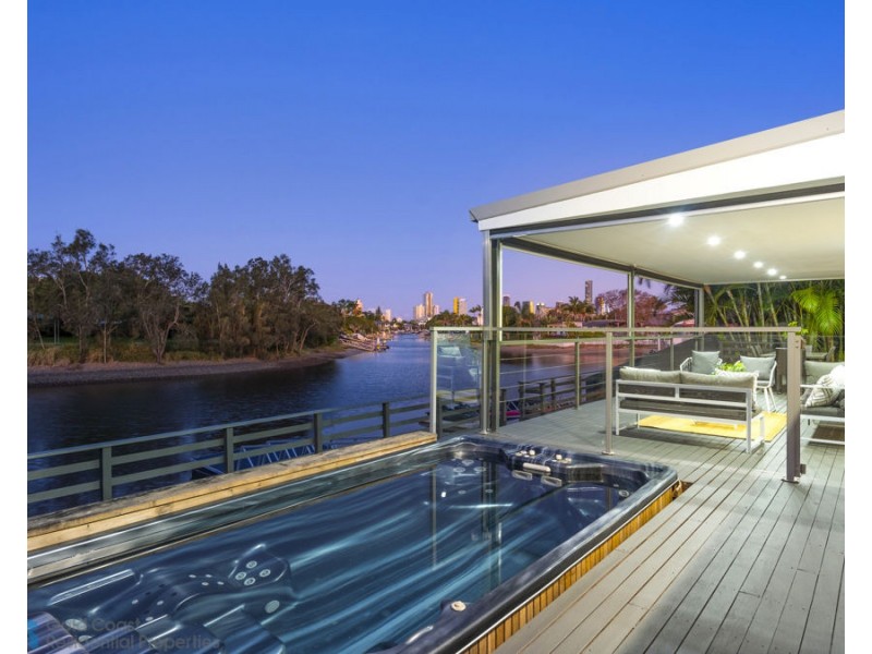 65 Bermuda Street, Broadbeach Waters QLD 4218