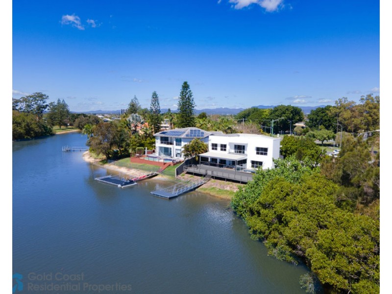 65 Bermuda Street, Broadbeach Waters QLD 4218