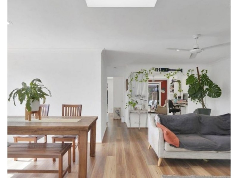 1/17 Coventry Court, Labrador QLD 4215