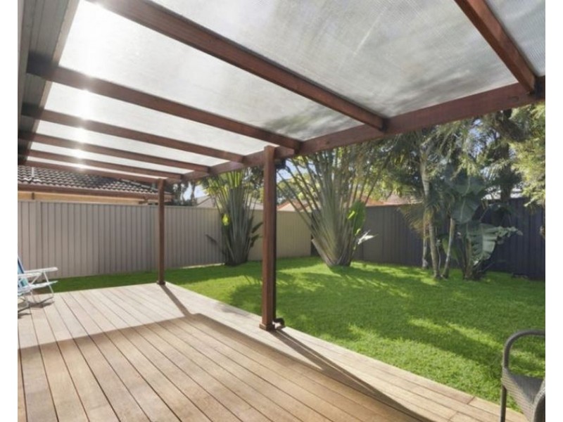 1/17 Coventry Court, Labrador QLD 4215