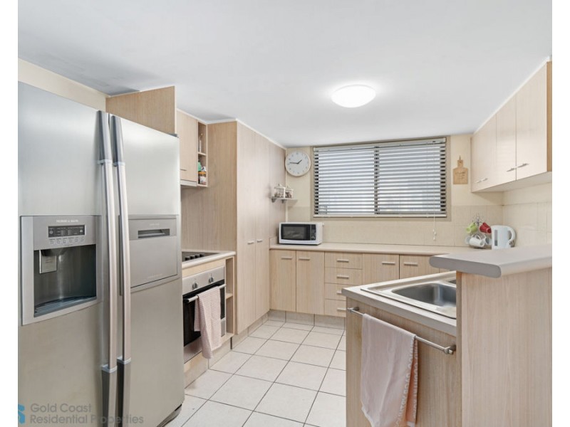 29/71 Olsen Avenue, Labrador QLD 4215