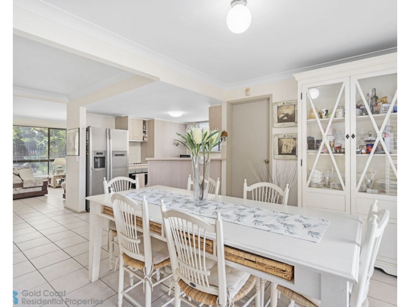 29/71 Olsen Avenue, Labrador QLD 4215