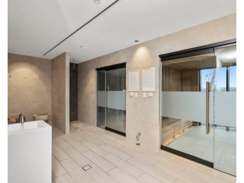 5 The Darling Avenue, Broadbeach QLD 4218