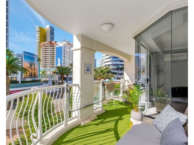 2212/24-16 Queensland Avenue, Broadbeach QLD 4218