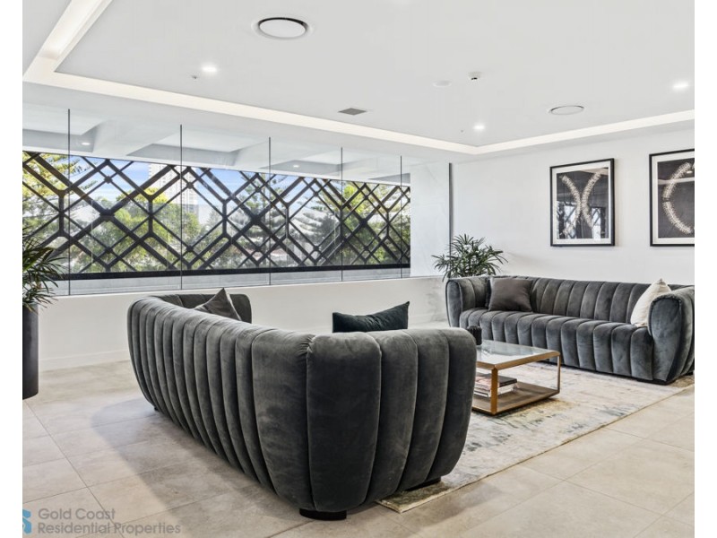 302/185 Old Burleigh Road, Broadbeach QLD 4218