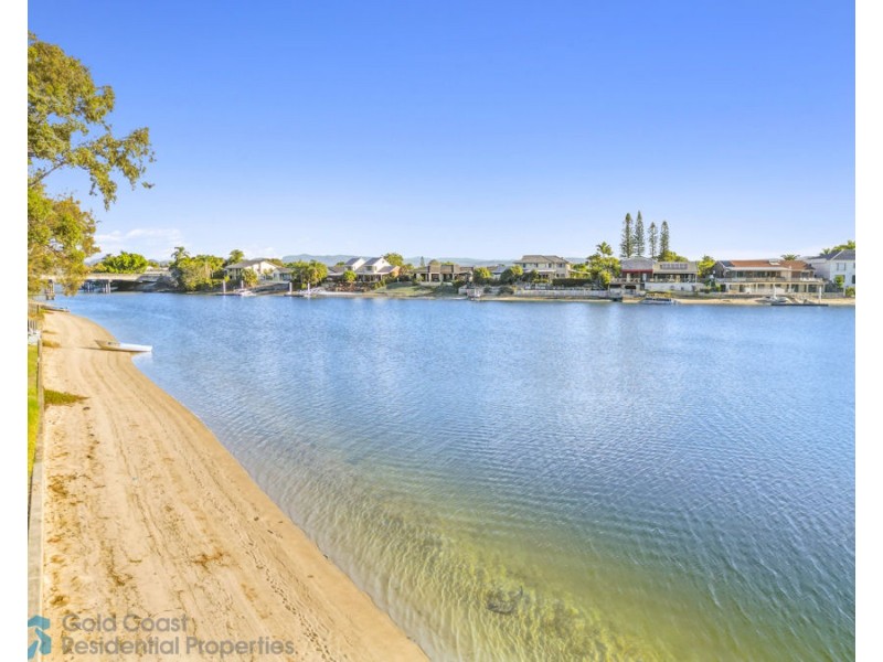 5/49 Duet Drive, Mermaid Waters QLD 4218