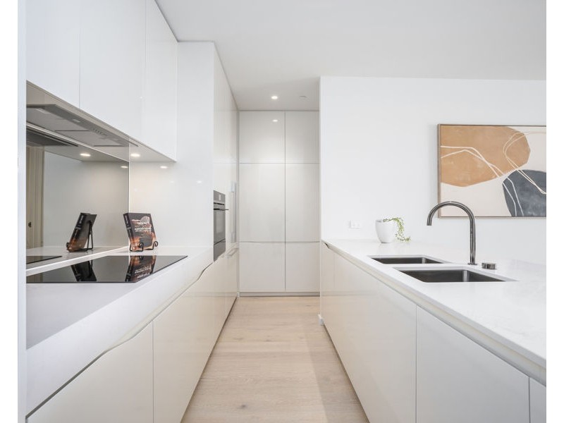 41007/24 The Lanes Boulevard, Mermaid Waters QLD 4218