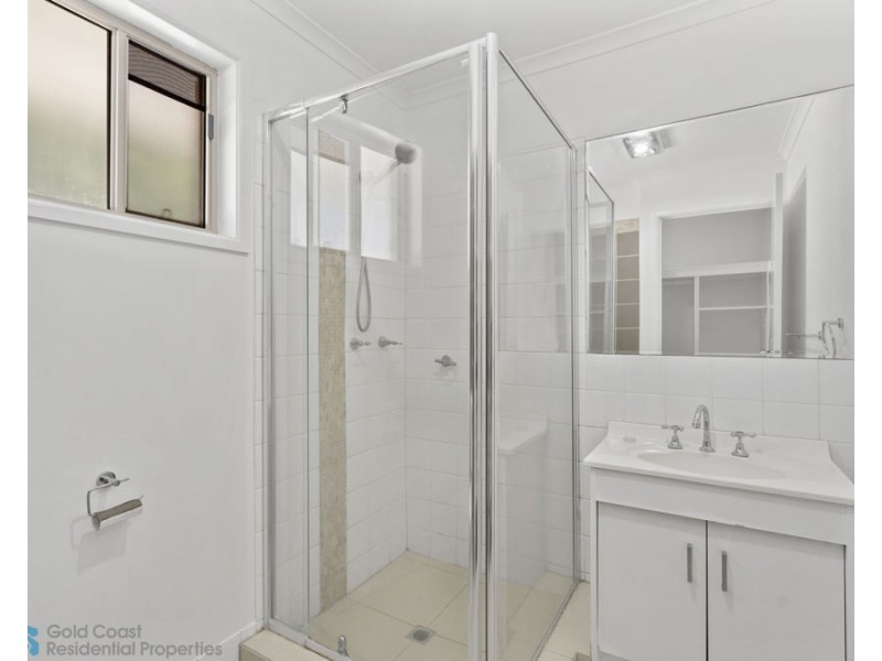 71 Studio Drive, Oxenford QLD 4210