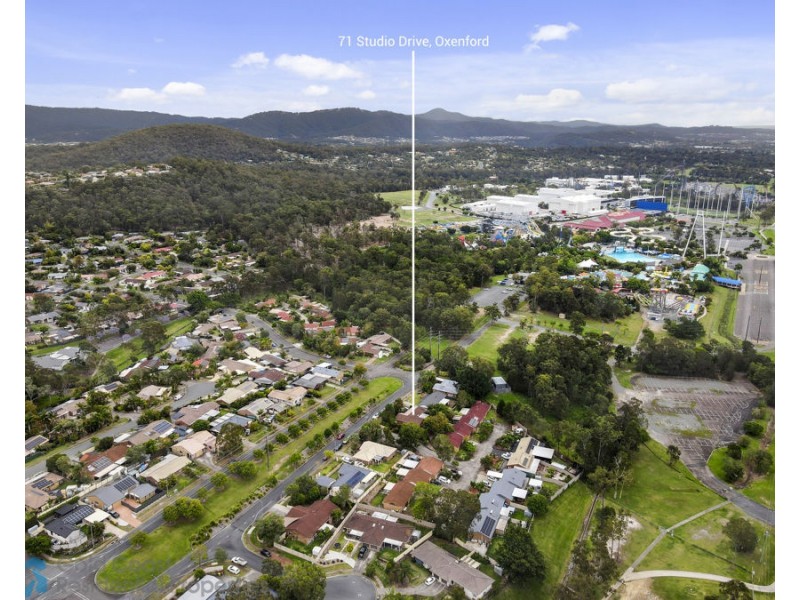71 Studio Drive, Oxenford QLD 4210