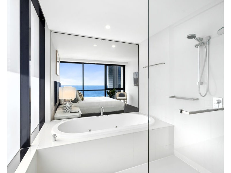 9 Ferny Avenue, Surfers Paradise QLD 4217