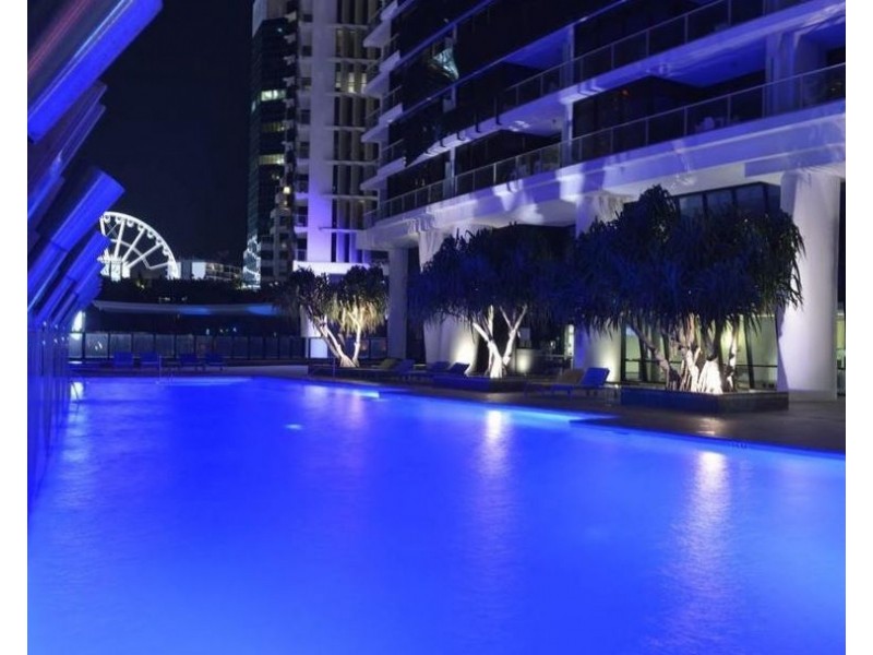 9 Ferny Avenue, Surfers Paradise QLD 4217