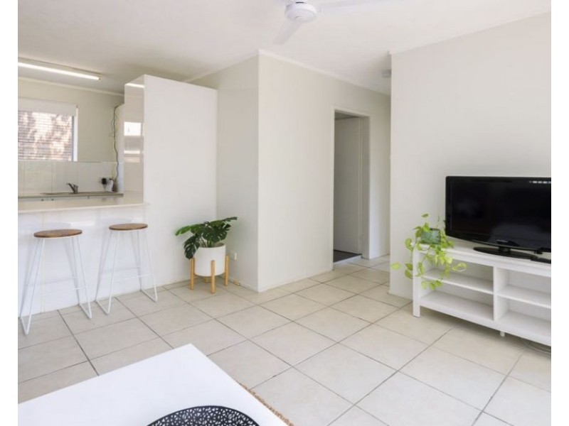 3/15 Laycock Street, Surfers Paradise QLD 4217