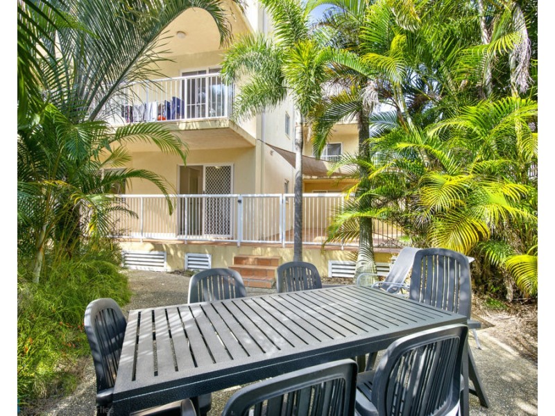 2/20 Little Norman Street, Southport QLD 4215