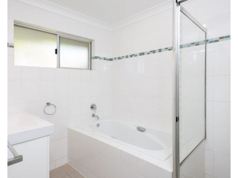 Paradise Point QLD 4216